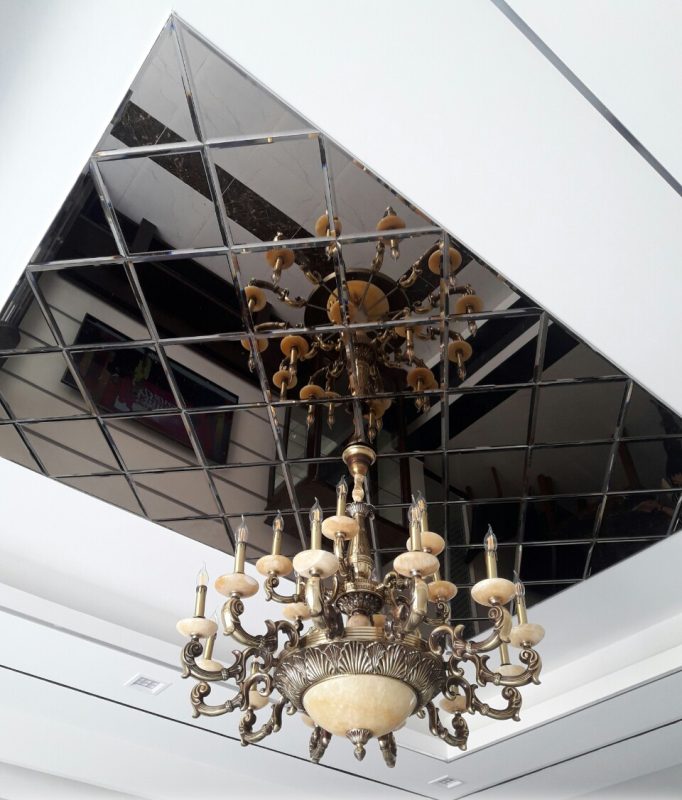 Trần Gương Màu Trà Tại Hà Nội