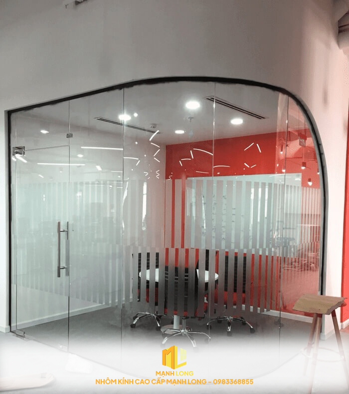 Vách Kính Uốn Cong Tại Hà Nội Vách Kính Uốn Cong Tại Hà Nội