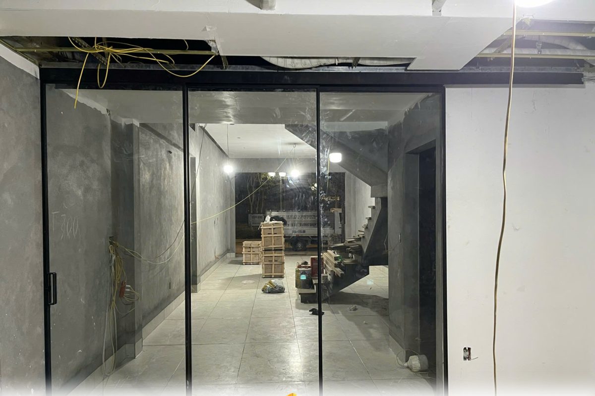 Cửa Lùa Slim Kính Trắng Tại Hà Nội